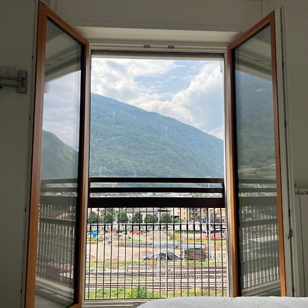 Dreamers Apartment Tirano Exterior foto