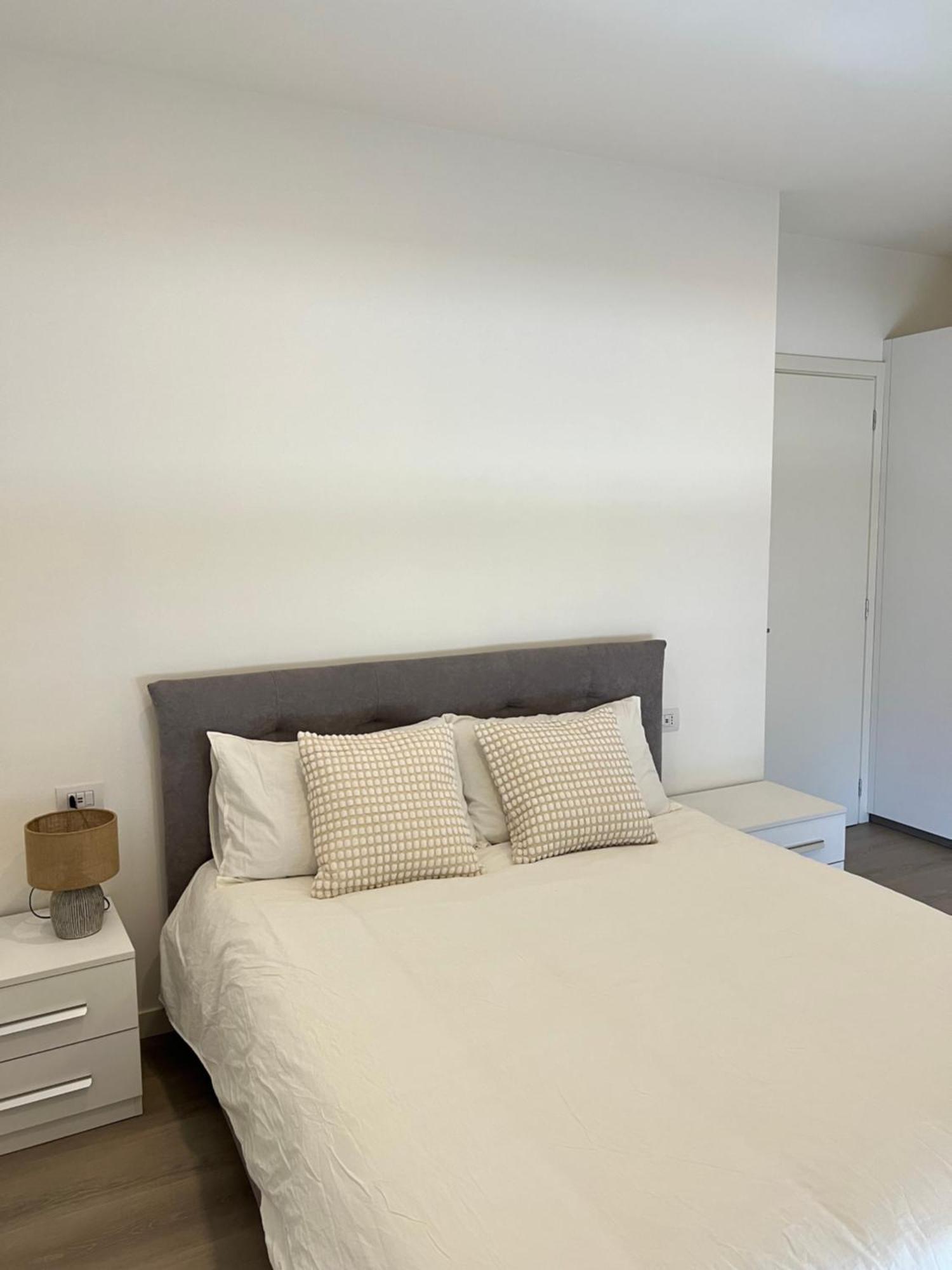 Dreamers Apartment Tirano Exterior foto
